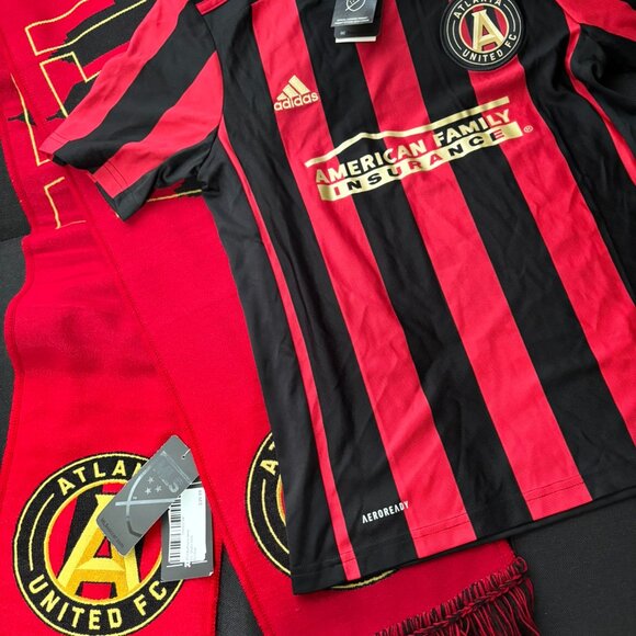 Adidas MLS Atlanta United Soccer Jersey And Scarf